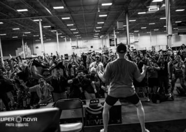huntsman with no shoes on supernova combo contest