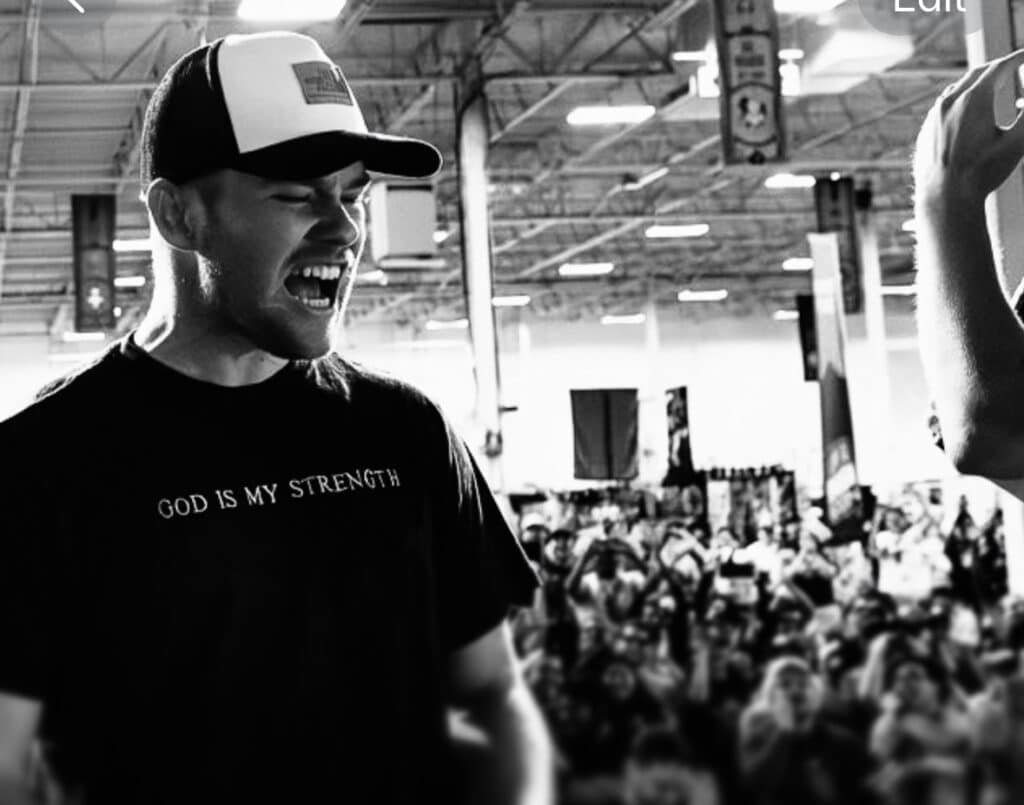 caçador no concurso de combinação de supernova
