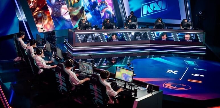 NAVI ves Heretics on LEC stage week 4