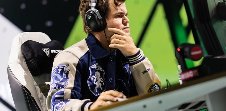 Magnus Carlsen, representing Team Liquid at the Esports World Cup 2025 Chess tournament