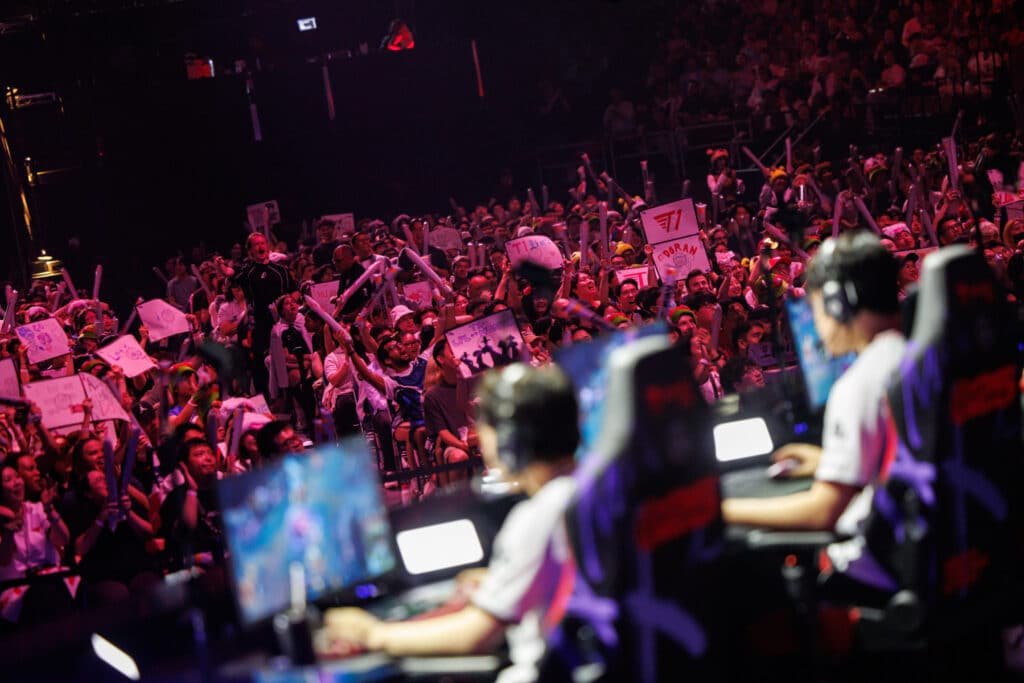 Fãs do MSI 2025