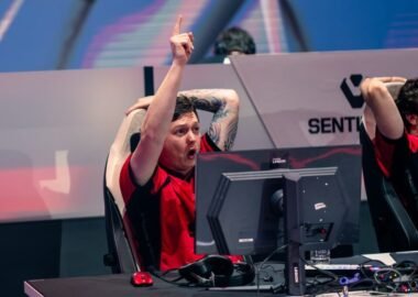 Bowen "Monsoon" Fuller competing at the Esports World Cup for Team Sentinels