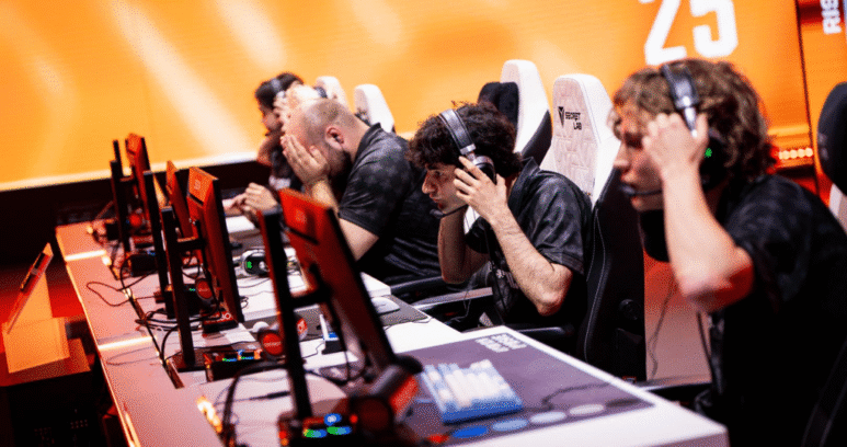 Image of Dota 2 players at EWC.