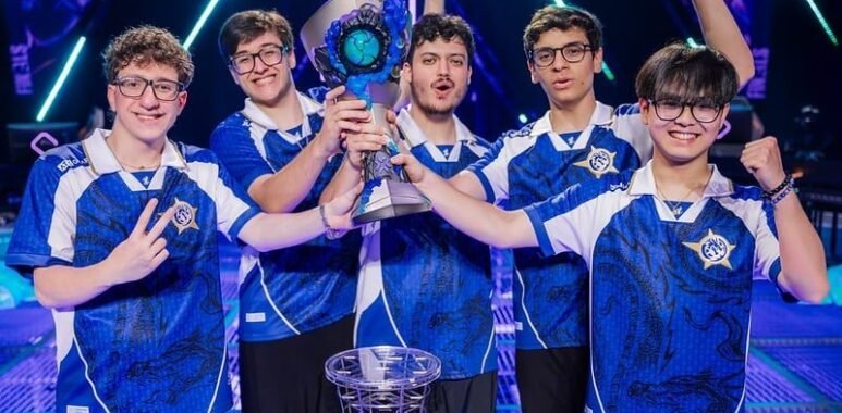 Image of VALORANT team Leviatán lifting the trophy after winning Masters London in June 2026