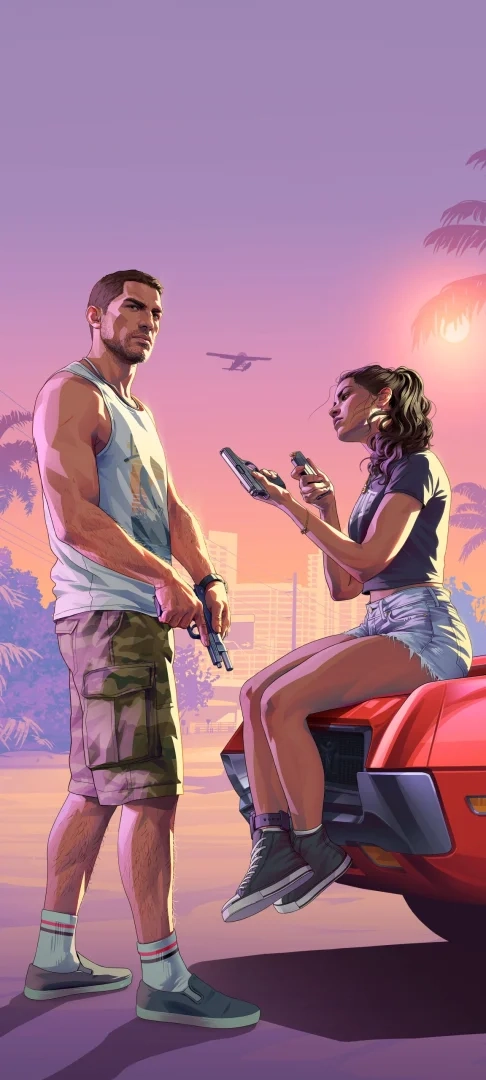 Arte oficial de Grand Theft Auto VI apresentando os protagonistas Jason e Lucia. Lucia está sentada no capô de um carro vermelho com buracos de bala, segurando uma arma e uma revista, enquanto Jason está por perto segurando uma arma de fogo, contra um fundo de pôr do sol tropical com palmeiras e um hidroavião voando no alto.   