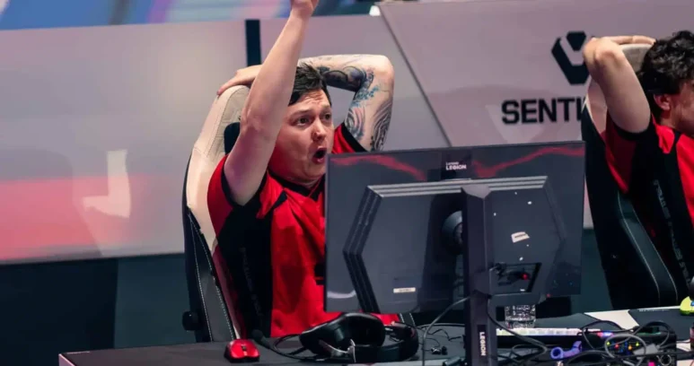 A player for Team Sentinels celebrating at an Esports World Cup event.